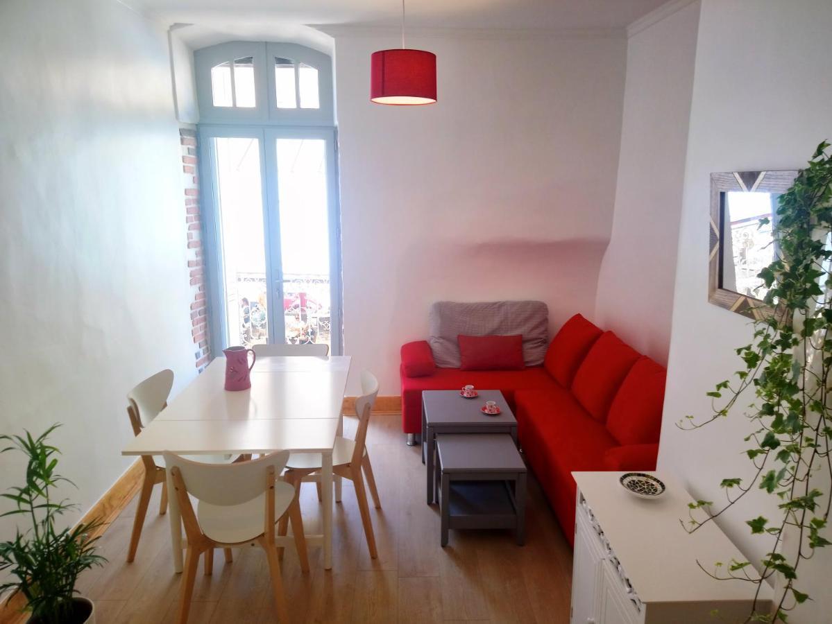 Joli Duplex Avec Balcon Et Vue Sur Place Du Centre Historique ! Фуа Екстер'єр фото